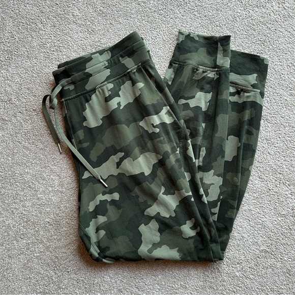 Lululemon Ready to Rulu HR Jogger - Picture 3 of 5